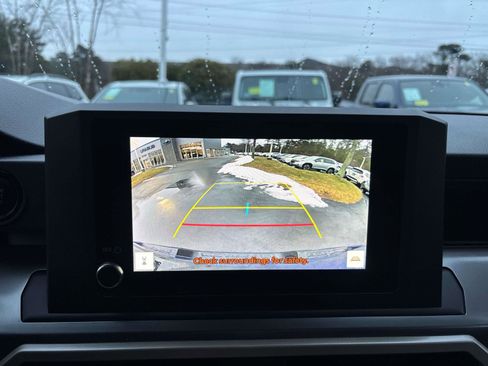 Used 2025 Toyota Tacoma SR5 image 22