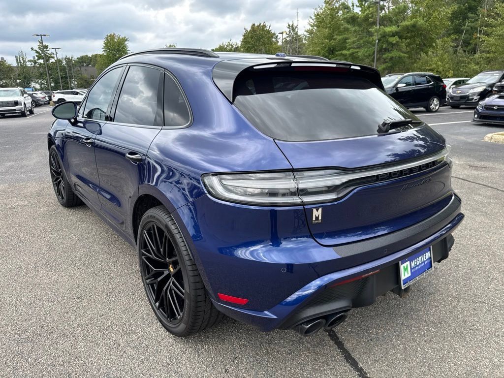 Used 2022 Porsche Macan GTS AWD/4WD image 4