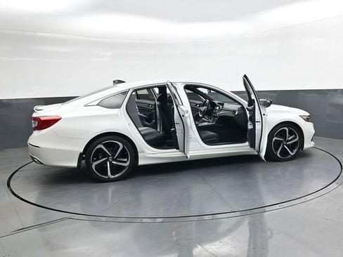 Used 2022 Honda Accord Sport image 38
