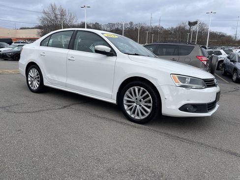 Used 2014 Volkswagen Jetta SEL FWD image 6