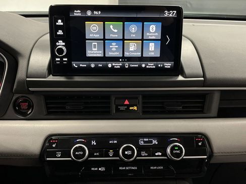 Used 2023 Honda Pilot EX-L image 8