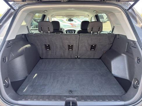 Used 2019 GMC Terrain SLE w/ LPO, Floor Liner Package FWD image 35
