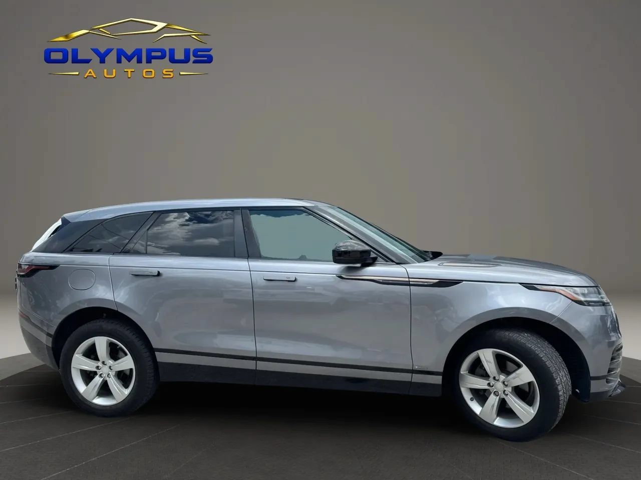 Used 2020 Land Rover Range Rover Velar R-Dynamic S AWD/4WD image 5