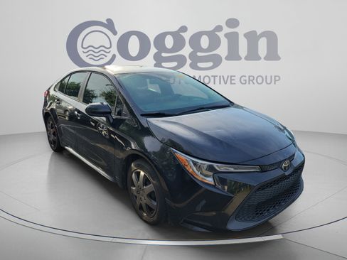 Used 2021 Toyota Corolla LE FWD image 10