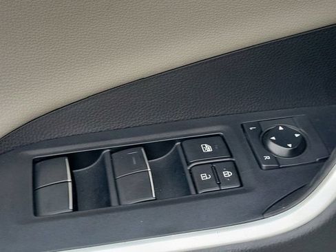 Used 2020 Toyota RAV4 Limited w/ Limited Grade Weather Package AWD/4WD image 31