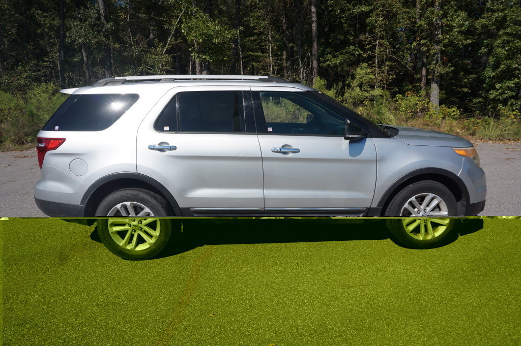 Used 2013 Ford Explorer XLT FWD image 24