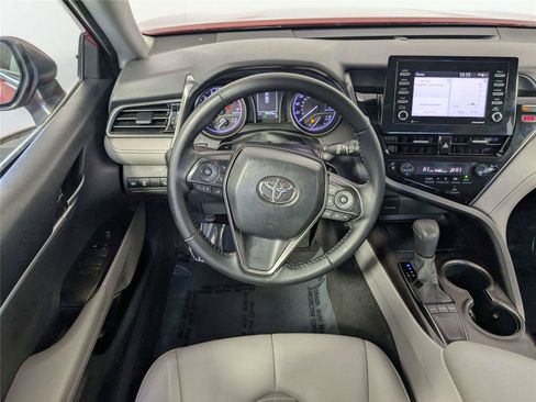 Used 2023 Toyota Camry SE FWD image 29
