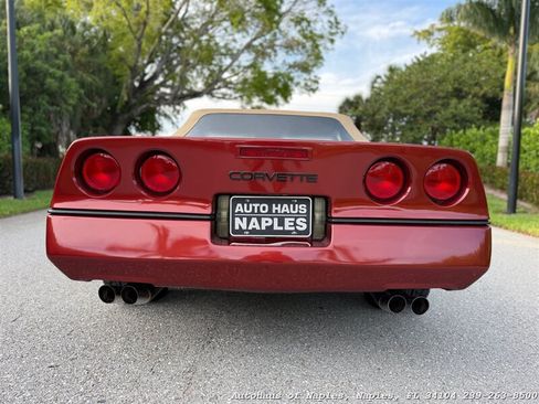 Used 1987 Chevrolet Corvette Convertible RWD image 6