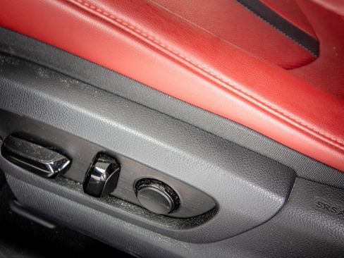 Used 2019 Lexus UX 200 F Sport image 28