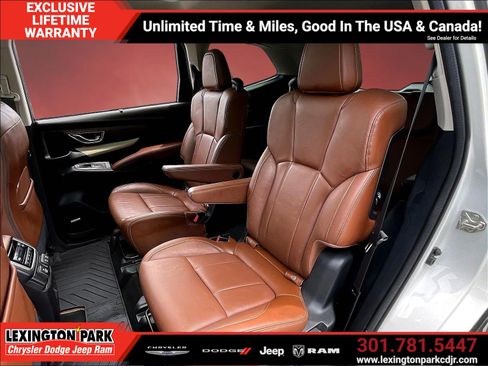 Used 2019 Subaru Ascent Touring AWD/4WD image 21
