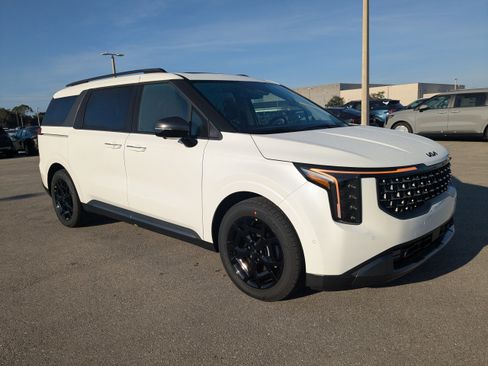 New 2026 Kia Carnival SX Prestige image 2