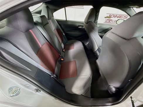 Certified 2023 Toyota Corolla SE image 27