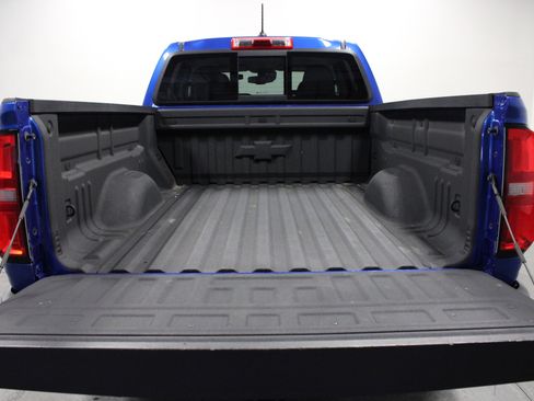 Used 2018 Chevrolet Colorado LT w/ Luxury Package, Chrome image 14