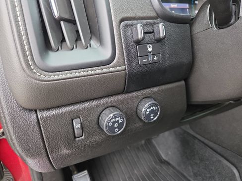 Certified 2019 GMC Canyon Denali AWD/4WD image 11