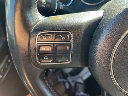 Used 2014 Jeep Wrangler Unlimited Rubicon w/ Connectivity Group image 18