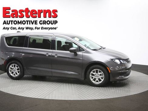 Used 2023 Chrysler Voyager LX image 47