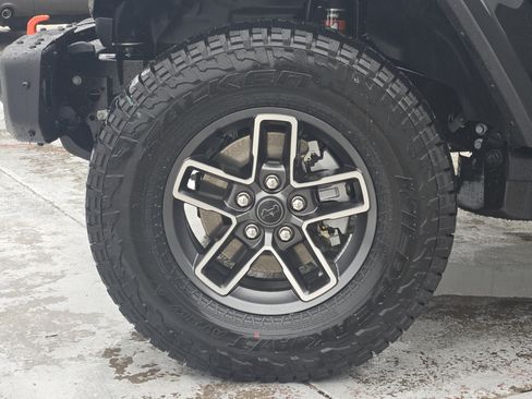 New 2026 Jeep Gladiator Mojave AWD/4WD image 10
