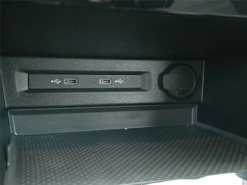 Used 2024 Volkswagen Taos S image 19