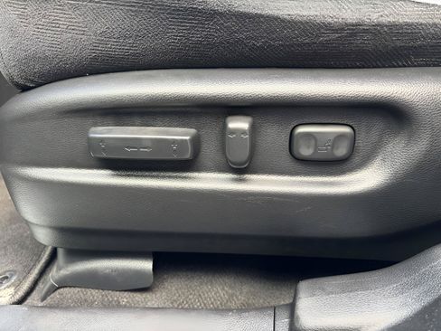 Certified 2022 Honda Pilot Sport image 14