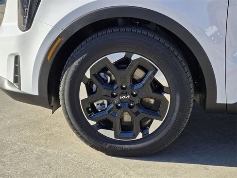New 2026 Kia Sorento S w/ S Panoramic Sunroof Package FWD image 18