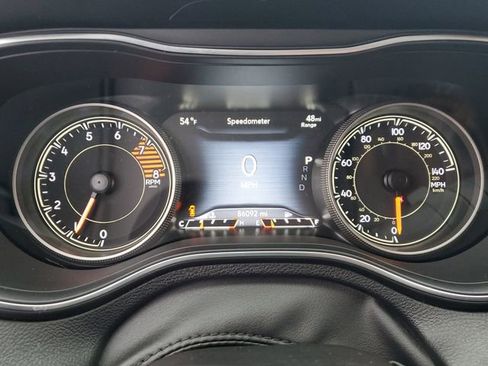 Certified 2019 Jeep Cherokee Limited w/ Luxury Group image 19