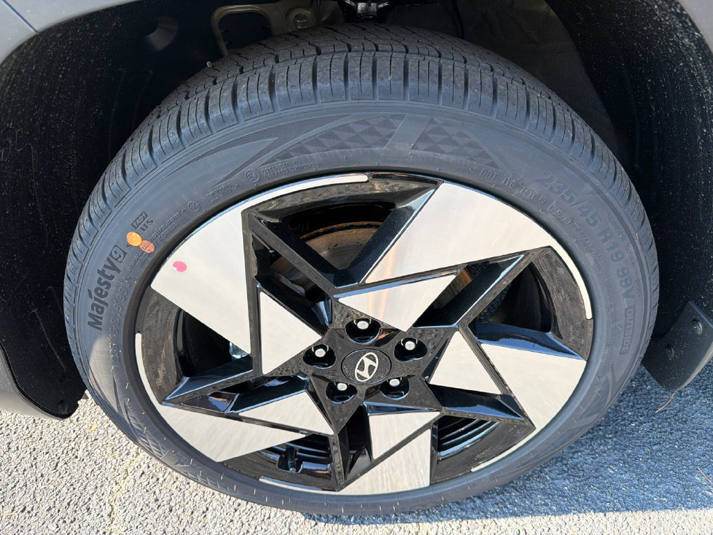 New 2027 Hyundai Kona Limited FWD image 11