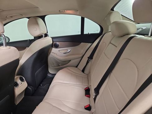 Used 2019 Mercedes-Benz C 300 4MATIC Sedan image 14