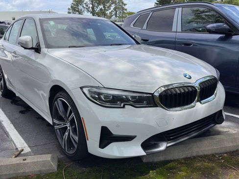 Used 2022 BMW 330i Sedan w/ Convenience Package RWD image 1