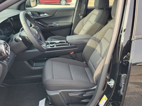 New 2026 Chevrolet Equinox LT w/ Safety and Technology Package FWD image 15