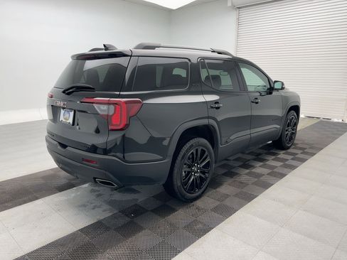 Used 2023 GMC Acadia SLT w/ Elevation Edition image 9