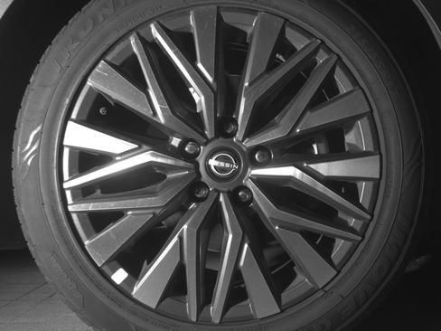 Used 2025 Nissan Altima 2.5 SV image 13