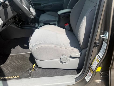 Used 2012 Toyota Tacoma 4x4 Double Cab w/ TRD Sport Pkg image 79