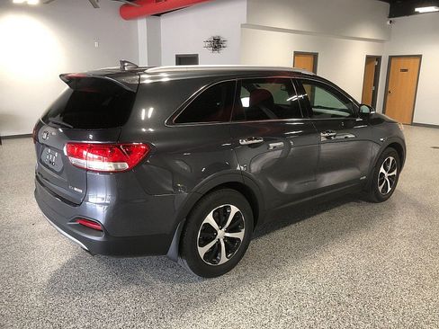 Used 2017 Kia Sorento EX AWD/4WD image 5