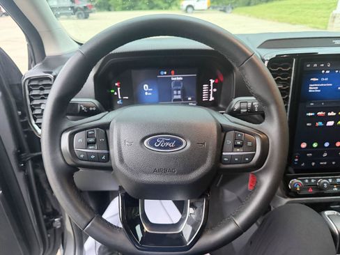 Used 2024 Ford Ranger XLT w/ FX4 Off-Road Package AWD/4WD image 16
