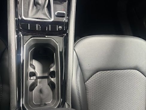 New 2026 Jeep Compass Latitude AWD/4WD image 16