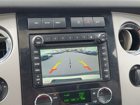 Used 2014 Ford Expedition Limited w/ Equipment Group 301A AWD/4WD image 24