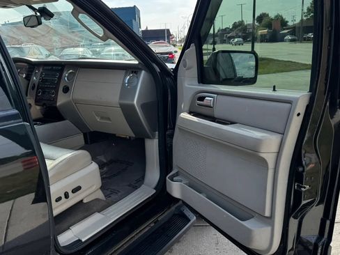 Used 2010 Ford Expedition EL Limited AWD/4WD image 12