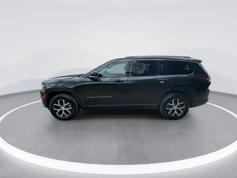Used 2024 Jeep Grand Cherokee L Limited AWD/4WD image 10