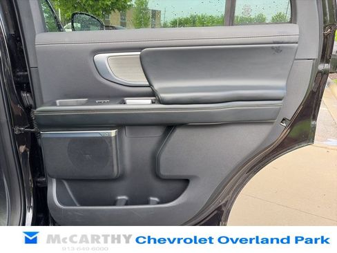 Used 2025 Ford Expedition Platinum AWD/4WD image 44