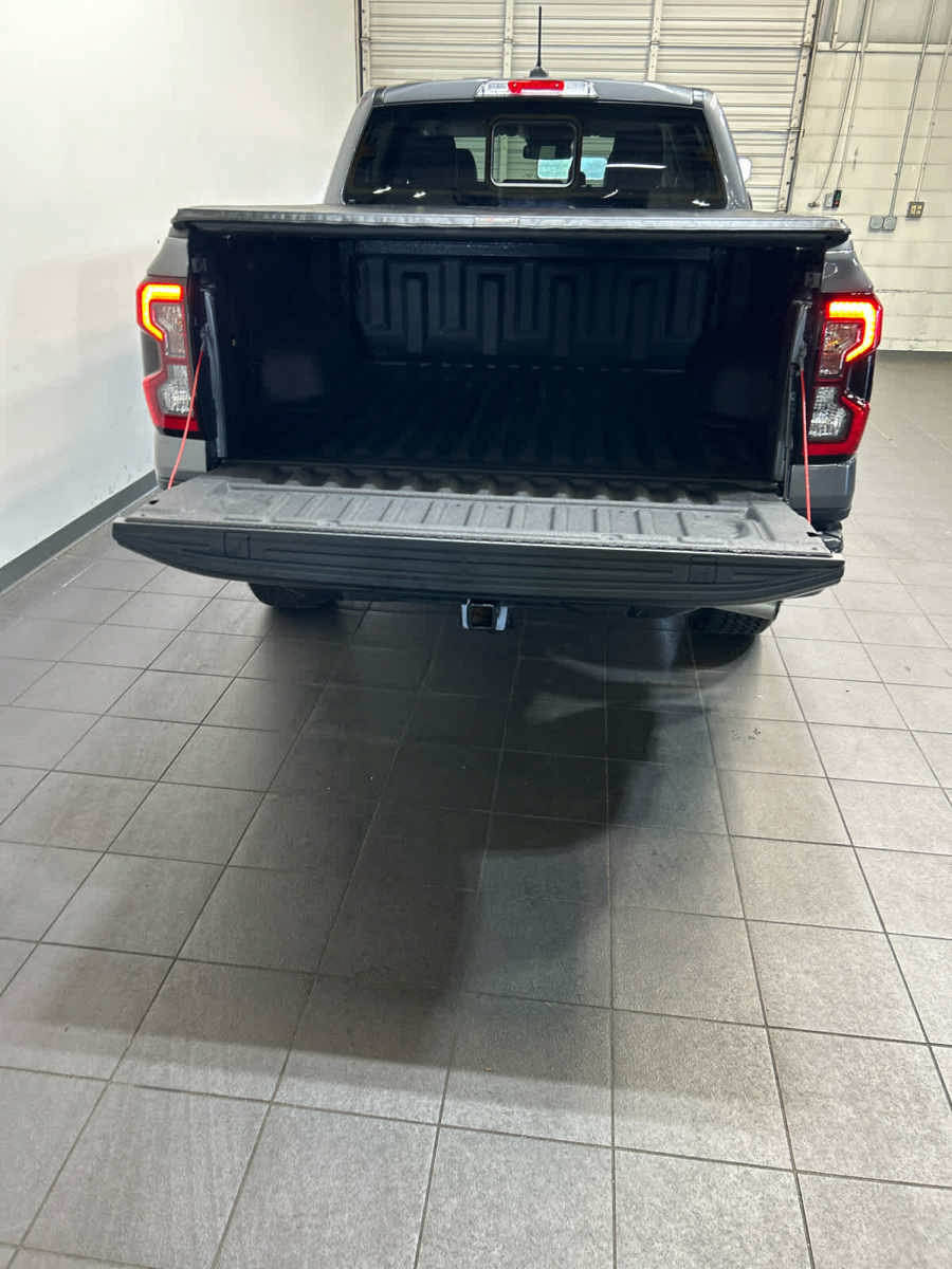 Used 2024 Ford Ranger Lariat w/ FX4 Off-Road Package AWD/4WD image 10