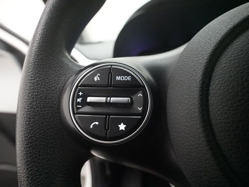 Certified 2023 Kia Soul LX w/ LX Technology Package FWD image 17