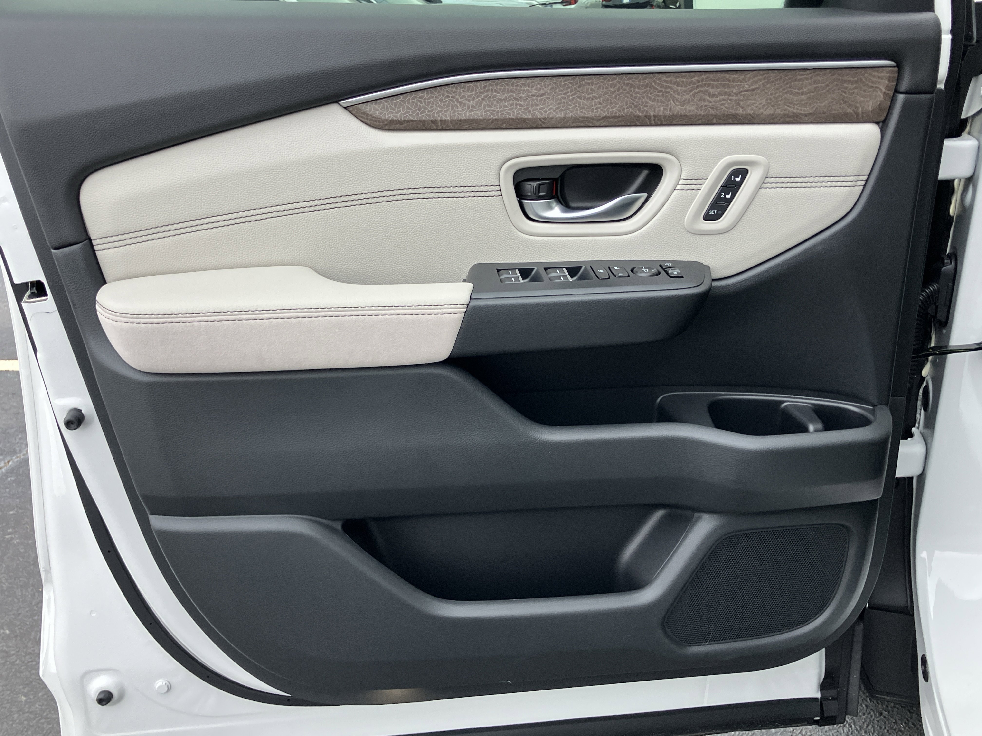 New 2026 Honda Pilot Elite image 13