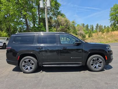 Used 2024 Jeep Wagoneer Series II w/ Flexible Seating Group