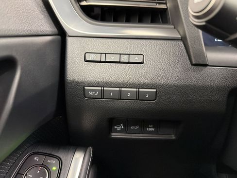 Used 2025 Lexus GX 550 w/ Accessory Package (2T) AWD/4WD image 20