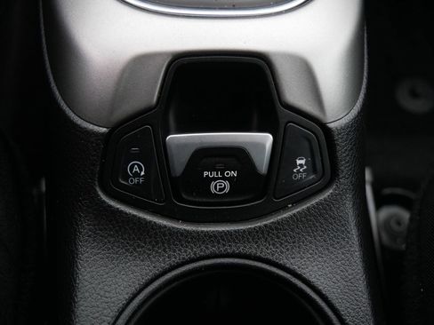 Used 2019 Jeep Compass Latitude w/ Popular Equipment Group image 16