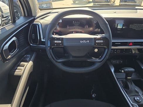 New 2026 Kia Sorento LX image 15
