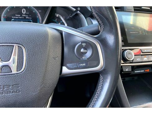 Used 2018 Honda Civic EX-T image 17
