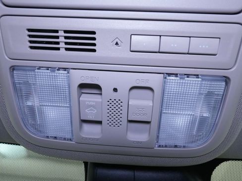 Used 2016 Honda Odyssey EX-L image 45