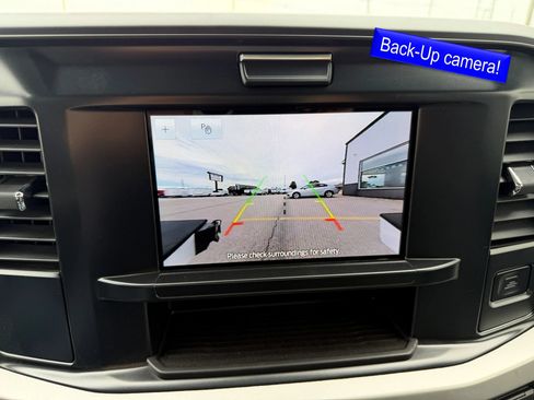 Used 2025 Ford F350 XLT AWD/4WD image 2
