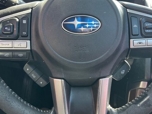 Used 2017 Subaru Forester 2.5i Touring AWD/4WD image 15